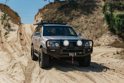 Dobinsons 4x4 Classic Black Bullbar for Toyota Land Cruiser 100 Series & Lexus LX470 IFS 1998 to 2007 (BU59-3508) - Lolo Overland Outfitting